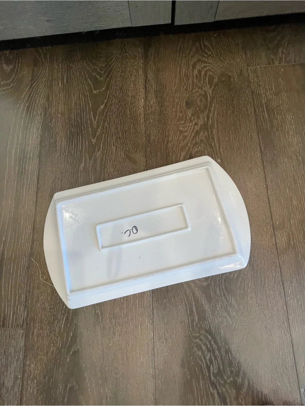 White Rectangular Ceramic Platter with Ridged Rim - Picture 2 of 2